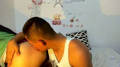 Tentationdeli live cam on Cam4