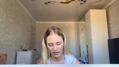 TeresaKosloski live cam on Cam4