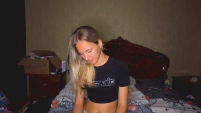 TeresaKosloski live cam on Cam4