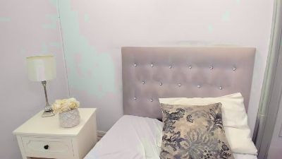 TessSUN live cam on Cam4