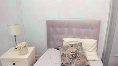 TessSUN live cam on Cam4