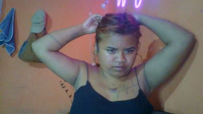 Tessa200 live cam on Cam4