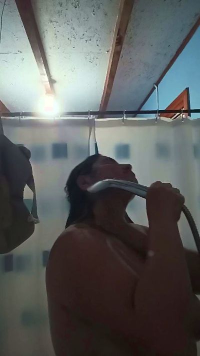 Tessa_Raibow live cam on Cam4