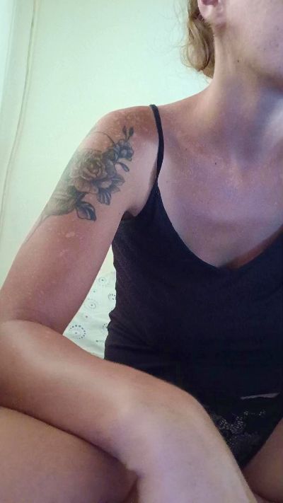 Tetegoncalvez live cam on Cam4