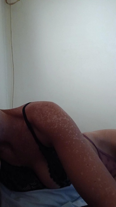 Tetegoncalvez live cam on Cam4