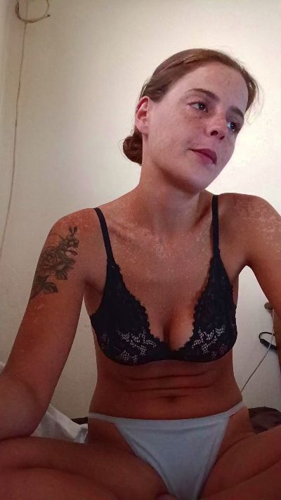 Tetegoncalvez live cam on Cam4