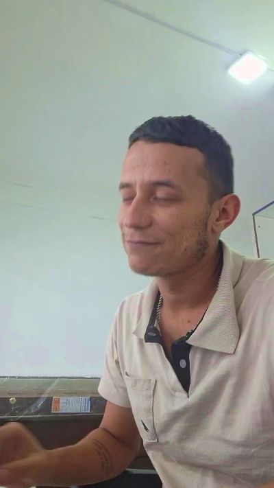 Teus18cmbb live cam on Cam4