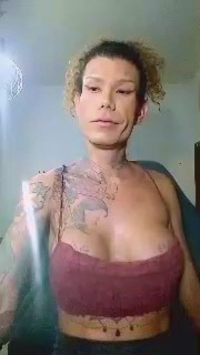 Texas_Presleyts live cam on Cam4