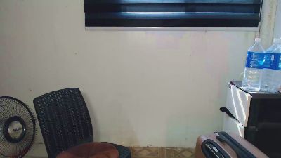Tgirl_bella live cam on Cam4
