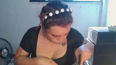 Tgirl_bella live cam on Cam4