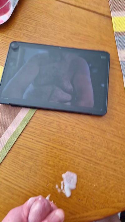 Tgrav1 live cam on Cam4