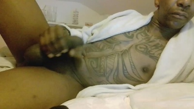Th34RealKhali live cam on Cam4