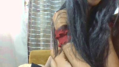 Thalia006 live cam on Cam4