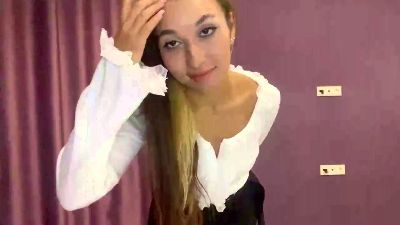 ThanhBhalla live cam on Cam4