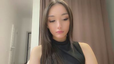 ThanhElbe live cam on Cam4