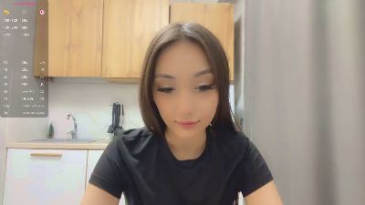 ThanhElbe live cam on Cam4