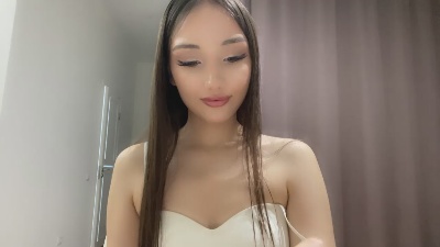 ThanhElbe live cam on Cam4