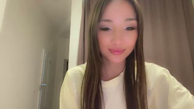 ThanhElbe live cam on Cam4