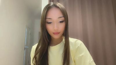 ThanhElbe live cam on Cam4