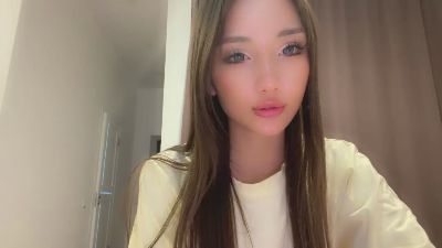 ThanhElbe live cam on Cam4