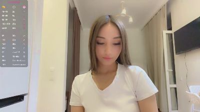 ThanhElbe live cam on Cam4