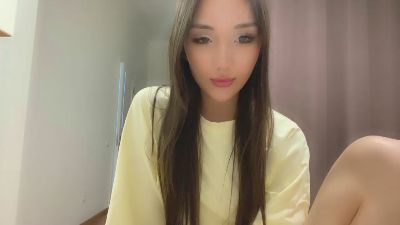 ThanhElbe live cam on Cam4