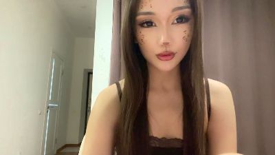 ThanhElbe live cam on Cam4