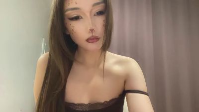 ThanhElbe live cam on Cam4