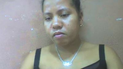 Tharcile live cam on Cam4