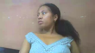 Tharcile live cam on Cam4