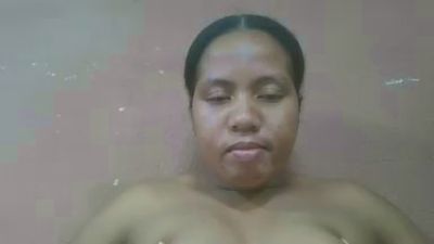 Tharcile live cam on Cam4