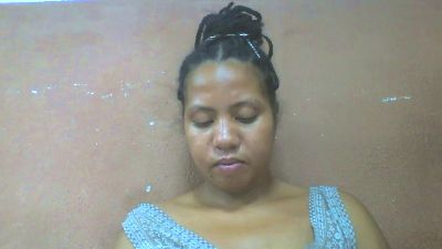 Tharcile live cam on Cam4