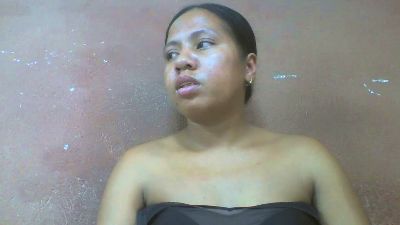 Tharcile live cam on Cam4