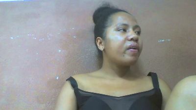 Tharcile live cam on Cam4