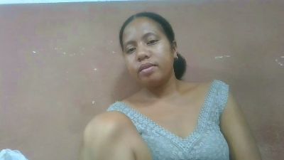 Tharcile live cam on Cam4