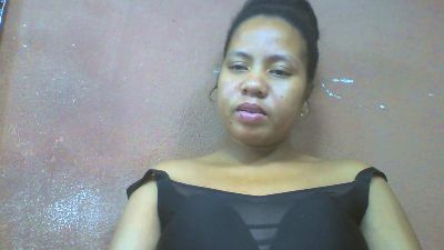 Tharcile live cam on Cam4