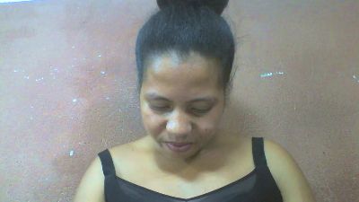 Tharcile live cam on Cam4