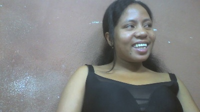 Tharcile live cam on Cam4