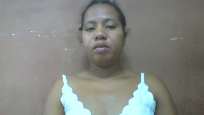 Tharcile live cam on Cam4