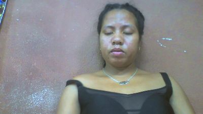 Tharcile live cam on Cam4