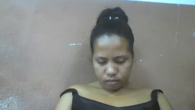 Tharcile live cam on Cam4