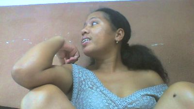 Tharcile live cam on Cam4
