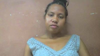 Tharcile live cam on Cam4