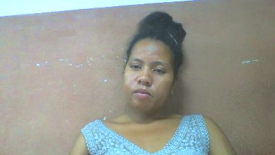 Tharcile live cam on Cam4