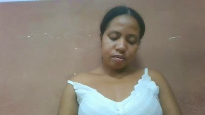 Tharcile live cam on Cam4
