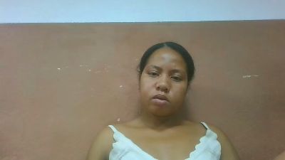 Tharcile live cam on Cam4