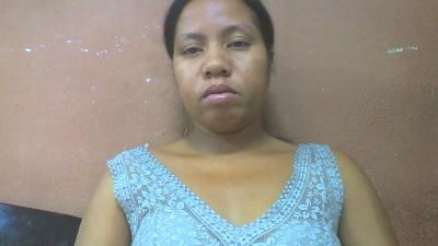 Tharcile live cam on Cam4