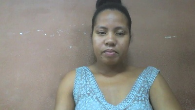 Tharcile live cam on Cam4