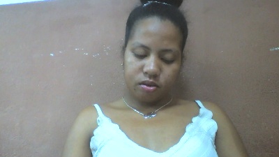 Tharcile live cam on Cam4