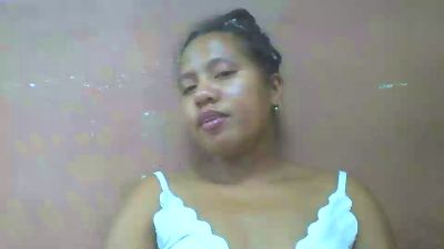 Tharcile live cam on Cam4